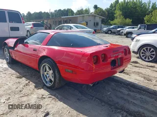1993 Chevrolet Corvette with VIN 1G1YY23P8P5119386, listed as a IAAI auction lot 42479976 with 101,770 mi miles and . Bid and sale history available at DreamBid. Image 3.