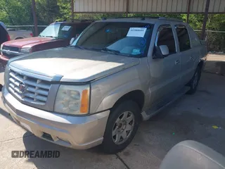 2005 Cadillac Escalade EXT with VIN 3GYEK62N55G191729, listed as a IAAI auction lot 41980605 with 224,349 mi miles. Bid and sale history available at carsss.com. Image 2.
