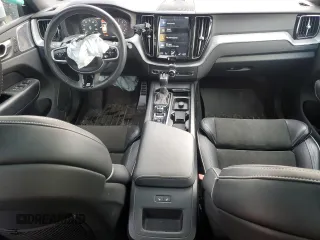 2018 Volvo XC60 R-Design with VIN LYV102RM1JB113465, listed as a Copart auction lot 46440185 with 62,646 mi miles and Salvage Title. Bid and sale history available at carsss.com. Image 8.
