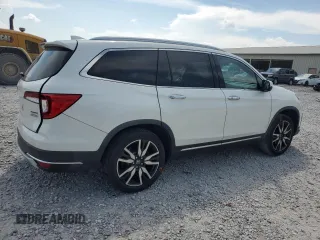 2019 Honda Pilot Touring 8-Passenger with VIN 5FNYF6H96KB067035, listed as a Copart auction lot 63933195 with 46,514 mi miles and Salvage title. Bid and sale history available at DreamBid. Image 3.