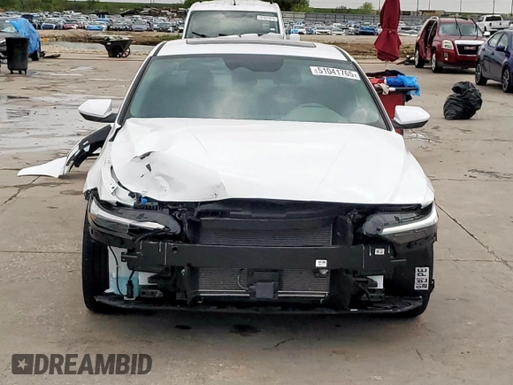 2024 Hyundai Elantra SEL z VIN KMHLS4DG1RU820451, wystawiony jako Copart lot #51041765 z przebiegiem 4 058 mil mil oraz Szkoda całkowita • Salvage title. Historia ofert i sprzedaży dostępna na DreamBid. Obrazek 5.