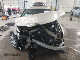 2013 Lexus GS 350 z VIN JTHCE1BL3D5003526, wystawiony jako IAAI lot #42410101 z przebiegiem 88 814 mil mil oraz . Historia ofert i sprzedaży dostępna na DreamBid. Obrazek 13.