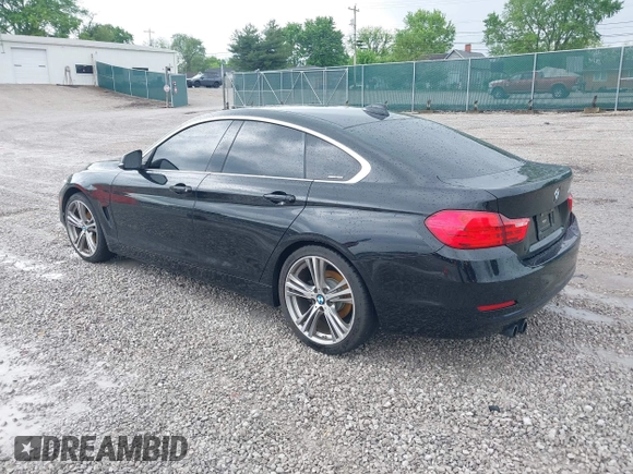 2017 BMW 4 Series 430i z VIN WBA4F7C50HG786608, wystawiony jako IAAI lot #42125231 z przebiegiem 111 665 mil mil oraz . Historia ofert i sprzedaży dostępna na DreamBid. Obrazek 3.