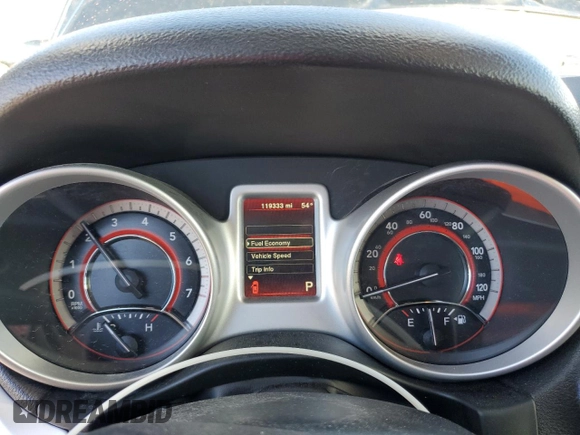 2017 Dodge Journey SE with VIN 3C4PDCAB3HT523810, listed as a Copart auction lot 48036165 with 119,333 mi miles and Salvage Title. Bid and sale history available at DreamBid. Image 9.