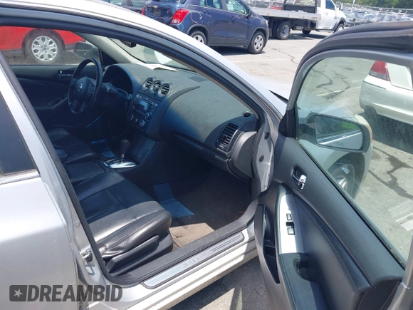 2011 Nissan Altima SL with VIN 1N4AL2AP3BC184442, listed as a IAAI auction lot 42548002 with 198,513 mi miles and . Bid and sale history available at DreamBid. Image 5.