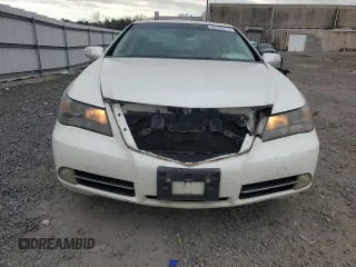 2011 Acura RL Technology with VIN JH4KB2F63BC000147, listed as a Copart auction lot 86130774 with 215,685 mi miles and Salvage Title. Bid and sale history available at DreamBid. Image 5.