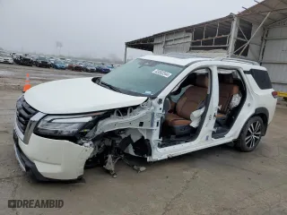 2024 Nissan Pathfinder Platinum with VIN 5N1DR3DG7RC209193, listed as a Copart auction lot 83552344 with 13,733 mi miles and Salvage Title. Bid and sale history available at carsss.com. Image 1.