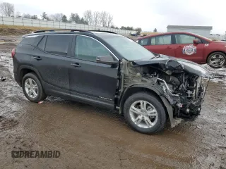 2024 GMC Terrain SLE z VIN 3GKALTEG1RL152117, wystawiony jako Copart lot #47213925 z przebiegiem 16 934 mil mil oraz Czysty tytuł • Clean title. Historia ofert i sprzedaży dostępna na DreamBid. Obrazek 4.