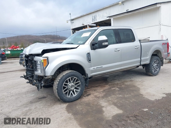 2018 Ford Super Duty F-250 SRW XL with VIN 1FT7W2BT1JEC54725, listed as a IAAI auction lot 41686825 with 50,756 mi miles. Bid and sale history available at carsss.com. Image 18.