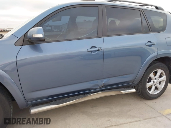 2012 Toyota RAV4 Limited with VIN 2T3YF4DV4CW150949, listed as a IAAI auction lot 41777016 with 135,026 mi miles. Bid and sale history available at carsss.com. Image 17.