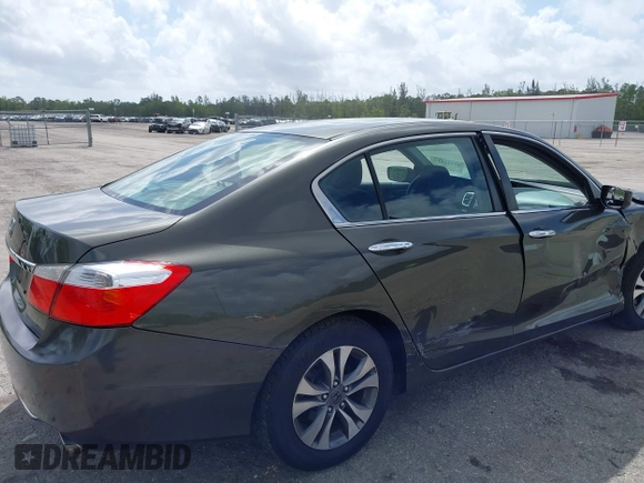 2014 Honda Accord LX z VIN 1HGCR2F39EA201009, wystawiony jako IAAI lot #41952012 z przebiegiem 104 403 mil mil oraz . Historia ofert i sprzedaży dostępna na DreamBid. Obrazek 6.