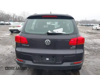 2016 Volkswagen Tiguan R-Line with VIN WVGBV7AX8GW592927, listed as a IAAI auction lot 41521533 with 79,563 mi miles and . Bid and sale history available at DreamBid. Image 16.