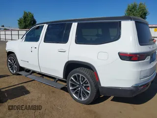 2022 Jeep Wagoneer Series III with VIN 1C4SJVDT1NS114768, listed as a IAAI auction lot 42532627 with 47,071 mi miles and . Bid and sale history available at DreamBid. Image 3.