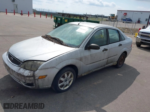 2005 Ford Focus S with VIN 1FAFP34N95W233320, listed as a IAAI auction lot 42071851 with 166,316 mi miles. Bid and sale history available at carsss.com. Image 2.