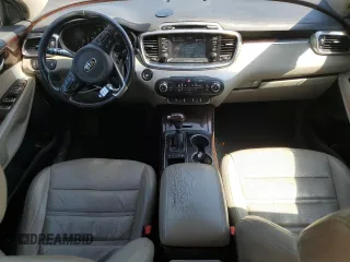 2018 Kia Sorento EX with VIN 5XYPH4A54JG420039, listed as a Copart auction lot 53338545 with 225,021 mi miles and Salvage title. Bid and sale history available at DreamBid. Image 8.