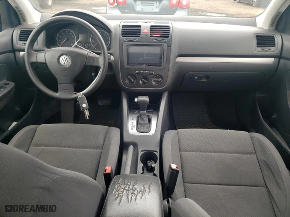 2008 Volkswagen Rabbit S with VIN WVWDB71K98W334265, listed as a Copart auction lot 53067415 with 137,898 mi miles and Salvage Title. Bid and sale history available at carsss.com. Image 8.