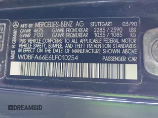 1990 Mercedes-Benz 500 z VIN WDBFA66E6LF010254, wystawiony jako IAAI lot #41942109 z przebiegiem 100 274 mil mil oraz . Historia ofert i sprzedaży dostępna na DreamBid. Obrazek 9.