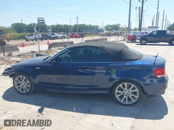 2013 BMW 1 Series 135i with VIN WBAUN7C57DVM28236, listed as a IAAI auction lot 41900116 with 38,876 mi miles and . Bid and sale history available at carsss.com. Image 15.