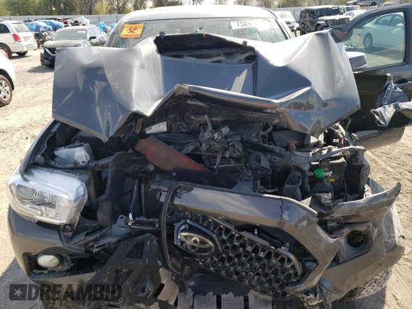 2018 Toyota Tacoma SR with VIN 3TMCZ5ANXJM175106, listed as a Copart auction lot 75247994 with 70,347 mi miles and Salvage Title. Bid and sale history available at carsss.com. Image 12.