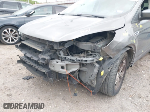 2014 Ford Escape SE with VIN 1FMCU0GX0EUD91795, listed as a IAAI auction lot 41912942 with 150,170 mi miles. Bid and sale history available at carsss.com. Image 6.