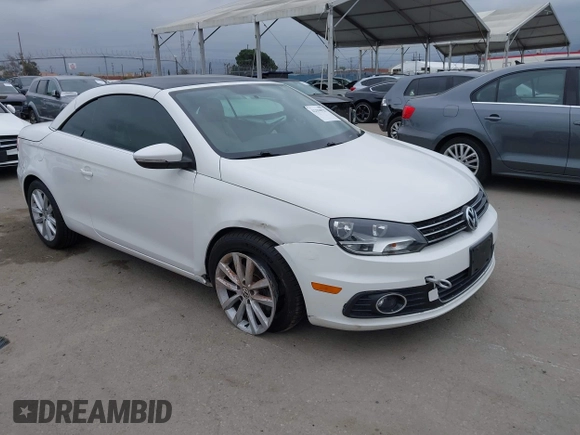 2012 Volkswagen Eos Komfort with VIN WVWBW7AH6CV004193, listed as a IAAI auction lot 42194925 with 71,401 mi miles and . Bid and sale history available at DreamBid. Image 1.