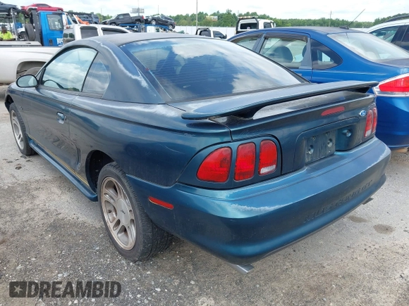 1996 Ford Mustang GT z VIN 1FALP42XXTF137304, wystawiony jako IAAI lot #42464808 z przebiegiem 166 565 mil mil oraz . Historia ofert i sprzedaży dostępna na DreamBid. Obrazek 3.