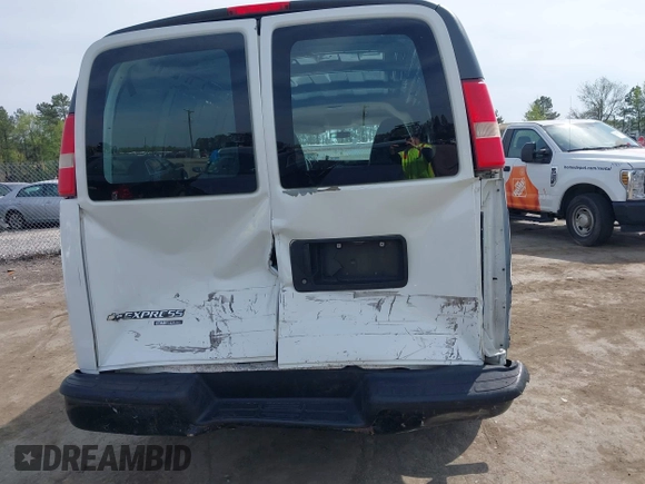 2013 Chevrolet Express Cargo Van with VIN 1GCSGAFX8D1118666, listed as a IAAI auction lot 42017323 with 341,443 mi miles. Bid and sale history available at carsss.com. Image 15.