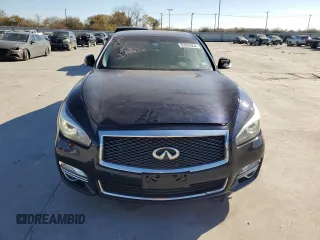 2018 Infiniti Q70 Luxe with VIN JN1BY1PP1JM330463, listed as a Copart auction lot 82692854 with 66,300 mi miles and Salvage title. Bid and sale history available at DreamBid. Image 5.