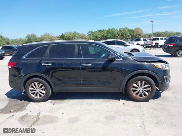 2018 Kia Sorento L with VIN 5XYPG4A38JG431837, listed as a IAAI auction lot 41843045 with 143,035 mi miles. Bid and sale history available at carsss.com. Image 13.