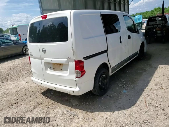 2017 Nissan NV200 S z VIN 3N6CM0KN9HK695848, wystawiony jako Copart lot #56316025 z przebiegiem 114 426 mil mil oraz Szkoda całkowita • Salvage title. Historia ofert i sprzedaży dostępna na DreamBid. Obrazek 15.