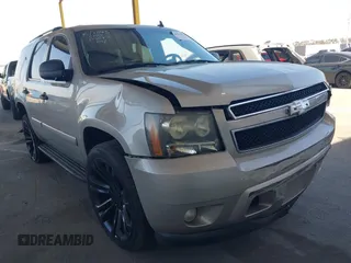 2007 Chevrolet Tahoe LS с VIN 1GNFC13C17R293787, выставлен на аукционе IAAI как лот 42517818 с пробегом 293 307 миль миль и . История ставок и продаж доступна на DreamBid. Изображение 1.