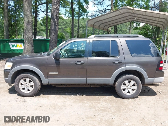2006 Ford Explorer XLT z VIN 1FMEU73E36UB70375, wystawiony jako IAAI lot #42460992 z przebiegiem 177 637 mil mil oraz . Historia ofert i sprzedaży dostępna na DreamBid. Obrazek 14.