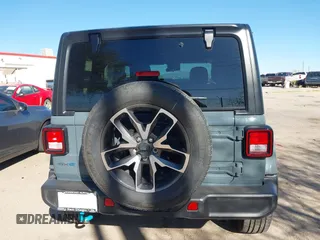 2024 Jeep Wrangler Willys z VIN 1C4RJXN65RW132000, wystawiony jako IAAI lot #41839686 z przebiegiem 14 796 mil mil oraz . Historia ofert i sprzedaży dostępna na DreamBid. Obrazek 16.