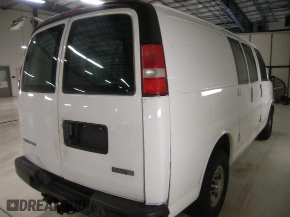 2017 Chevrolet Express Cargo with VIN 1GCWGAFGXH1272979, listed as a IAAI auction lot 42728535 with 165,033 mi miles and . Bid and sale history available at DreamBid. Image 8.