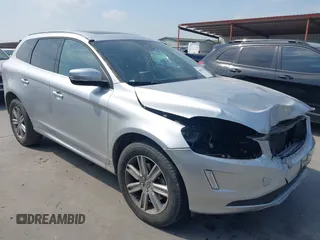 2017 Volvo XC60 Inscription z VIN YV440MDU7H2008910, wystawiony jako IAAI lot #42068134 z przebiegiem 70 932 mil mil oraz . Historia ofert i sprzedaży dostępna na DreamBid. Obrazek 1.