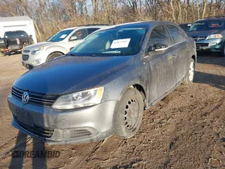 2013 Volkswagen Jetta SE с VIN 3VWDP7AJ9DM250575, выставлен на аукционе IAAI как лот 41879806 с пробегом 167 422 миль миль и . История ставок и продаж доступна на DreamBid. Изображение 2.