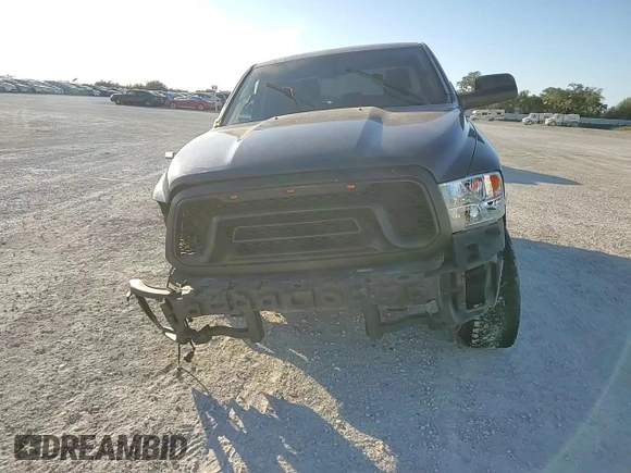2016 Ram 1500 Express z VIN 1C6RR6FG8GS142235, wystawiony jako Copart lot #86250044 z przebiegiem 174 199 mil mil oraz Szkoda całkowita • Salvage title. Historia ofert i sprzedaży dostępna na DreamBid. Obrazek 11.