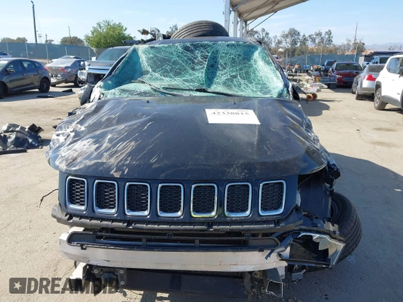 2019 Jeep Compass Limited with VIN 3C4NJDCB6KT653901, listed as a IAAI auction lot 42338815 with 87,909 mi miles and . Bid and sale history available at DreamBid. Image 13.