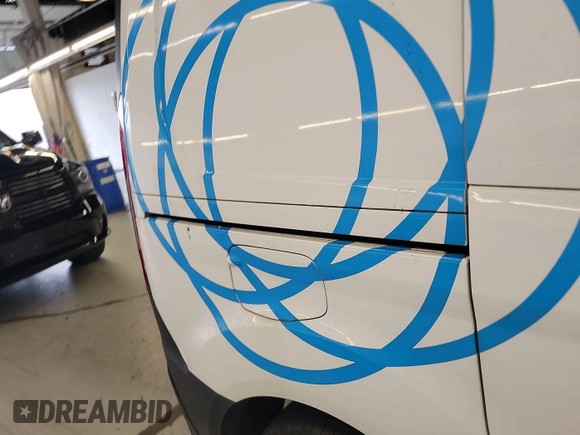 2020 Ford Transit Connect XL z VIN NM0LS7E20L1436126, wystawiony jako IAAI lot #42787587 z przebiegiem 142 842 mil mil oraz . Historia ofert i sprzedaży dostępna na DreamBid. Obrazek 21.