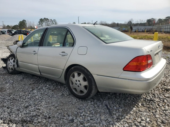 2003 Lexus LS 430 with VIN JTHBN30F530101697, listed as a Copart auction lot 48153815 with 123,414 mi miles and Salvage Title. Bid and sale history available at carsss.com. Image 2.