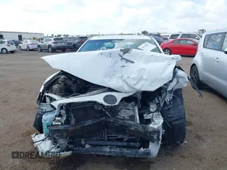 2011 Toyota Camry LE z VIN 4T1BF3EK9BU622302, wystawiony jako IAAI lot #41912867 z przebiegiem Nie podano mil oraz . Historia ofert i sprzedaży dostępna na DreamBid. Obrazek 6.