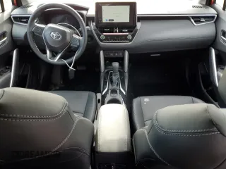 2025 Toyota Corolla Cross XLE с VIN 7MUDAABGXSV121641, выставлен на аукционе Copart как лот 51283055 с пробегом 8 831 миль миль и Списание • Salvage title. История ставок и продаж доступна на DreamBid. Изображение 8.