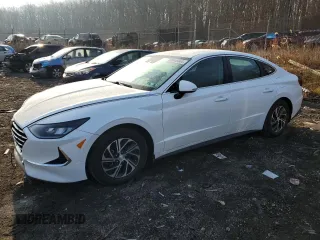 2022 Hyundai Sonata Hybrid Blue with VIN KMHL24JJ6NA038075, listed as a Copart auction lot 86446664 with 18,836 mi miles and Salvage Title. Bid and sale history available at carsss.com. Image 1.