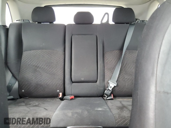 2014 Mitsubishi Outlander SE z VIN 4A4AP4AU2EE020696, wystawiony jako Copart lot #59438435 z przebiegiem Nie podano mil oraz Szkoda całkowita • Salvage title. Historia ofert i sprzedaży dostępna na DreamBid. Obrazek 10.