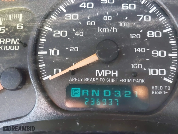 2002 Chevrolet Silverado 1500 LS with VIN 1GCEK19T12E297692, listed as a IAAI auction lot 41844862 with 236,937 mi miles. Bid and sale history available at carsss.com. Image 15.