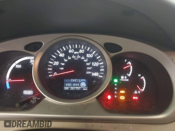 2006 Toyota Highlander Hybrid with VIN JTEDW21A260013713, listed as a IAAI auction lot 42133296 with 261,797 mi miles. Bid and sale history available at carsss.com. Image 7.