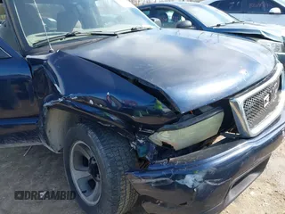 2003 GMC Sonoma SLS with VIN 1GTCS19X538118757, listed as a IAAI auction lot 41794576 with 184,482 mi miles and . Bid and sale history available at DreamBid. Image 6.