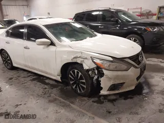 2018 Nissan Altima 2.5 SL with VIN 1N4AL3AP4JC260710, listed as a IAAI auction lot 41593136 with 133,367 mi miles. Bid and sale history available at carsss.com. Image 1.