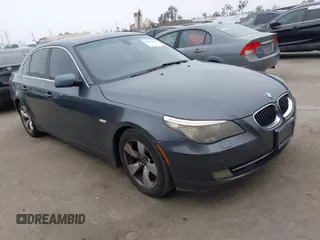 2008 BMW 5 Series 528i with VIN WBANU535X8C110673, listed as a IAAI auction lot 42046010 with 204,413 mi miles and . Bid and sale history available at carsss.com. Image 1.
