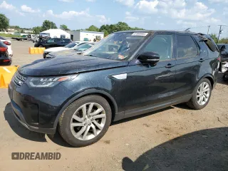 2017 Land Rover Discovery HSE with VIN SALRRBBV1HA039695, listed as a Copart auction lot 67060884 with 88,450 mi miles and Salvage Title. Bid and sale history available at carsss.com. Image 1.